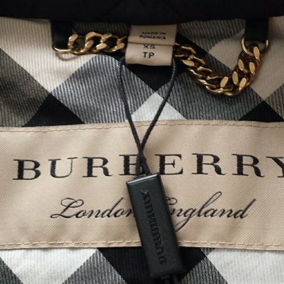 New Burberry Pensham Check Cuffs Quilted jacket    - Picture 4 of 7